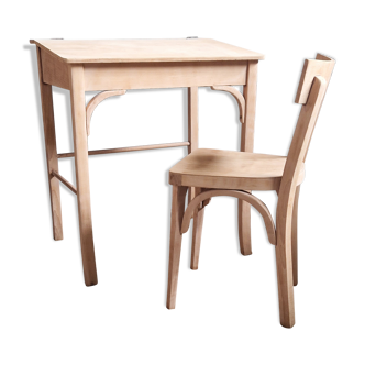 Nice children's desk and Baumann chair