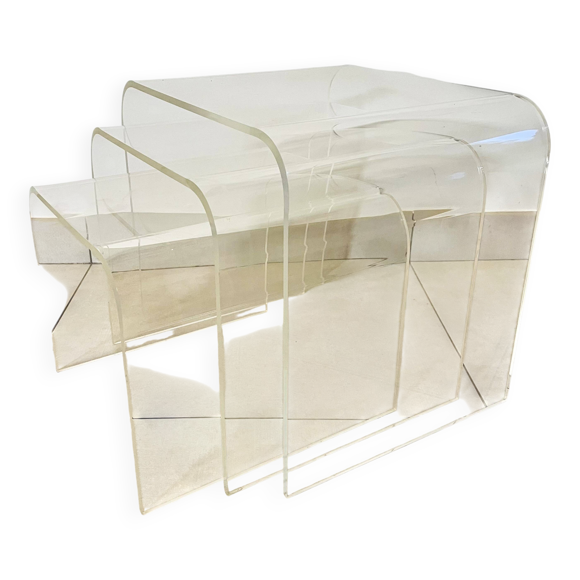 Nesting tables in transparent plexiglass – Design David Lange – 1970s