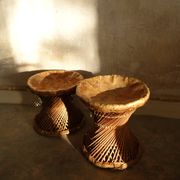 Paire de tabourets art primitif