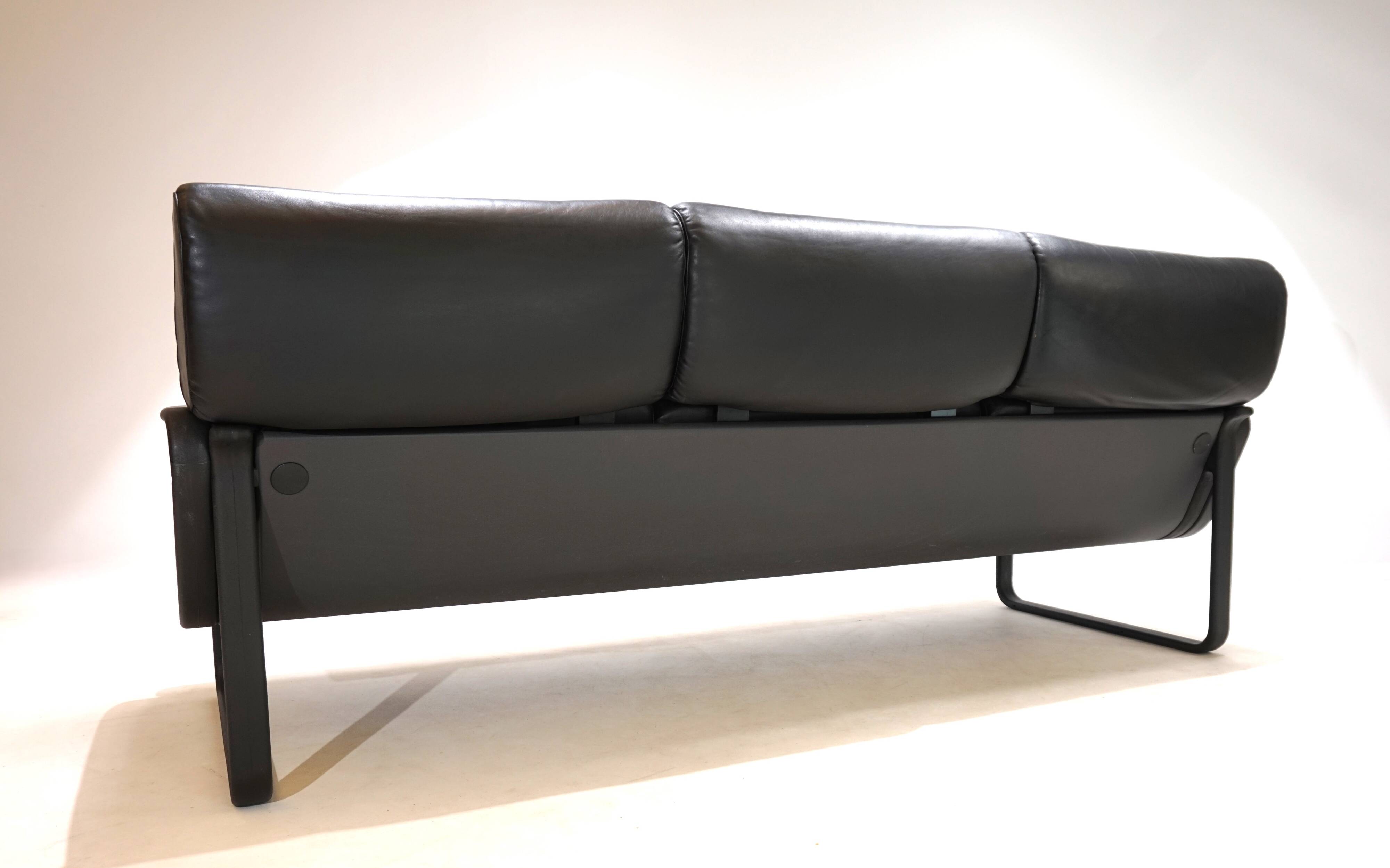 Drabert Lobbytop three-seater leather sofa by Otto Zapf, 1979