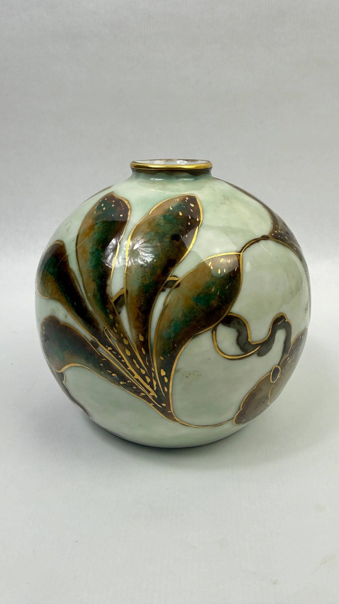 Camille Tharaud, Limoges, round porcelain vase, hand-decorated.