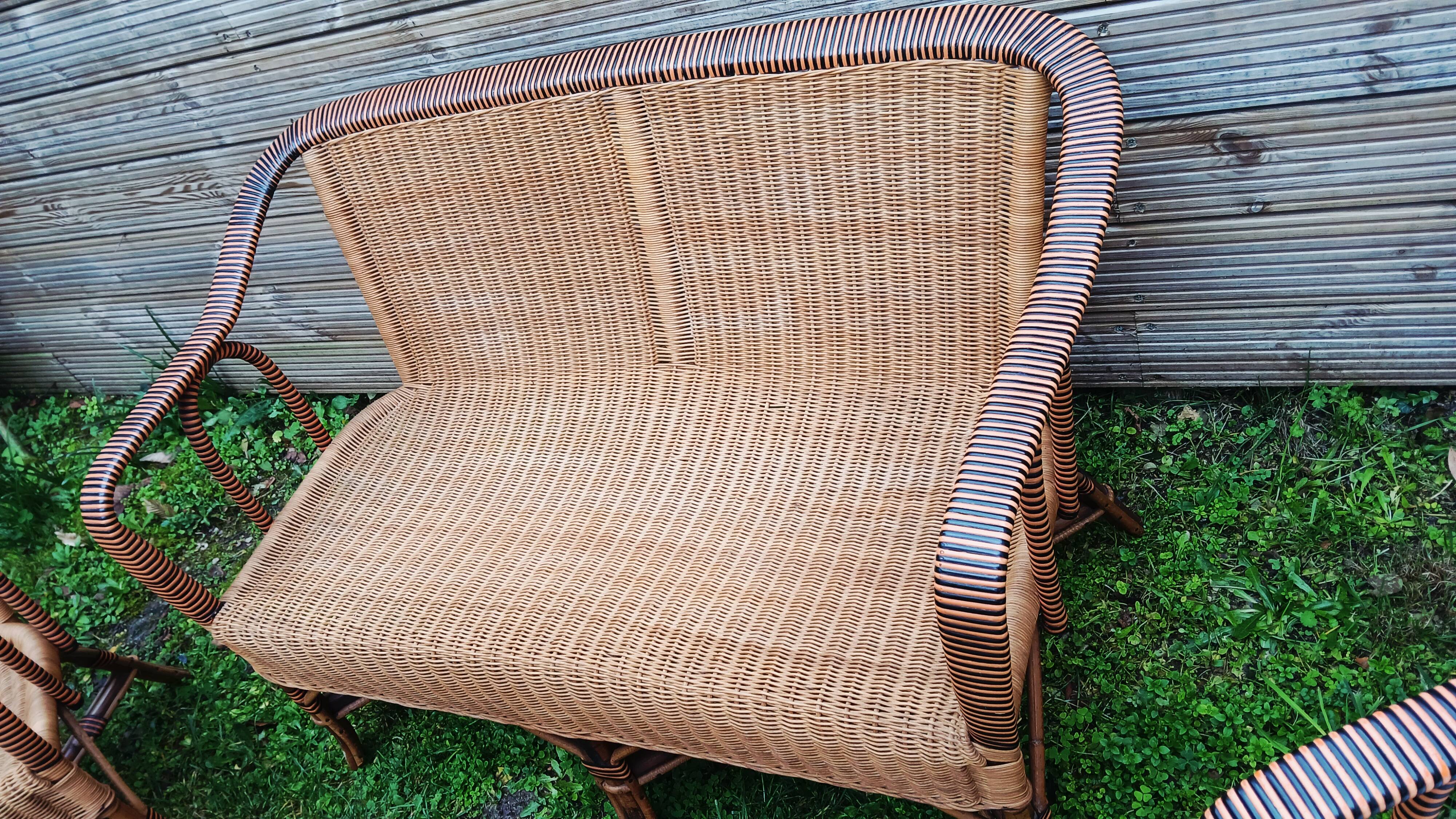 Salon d'hiver ancien en rotin (7 pièces)