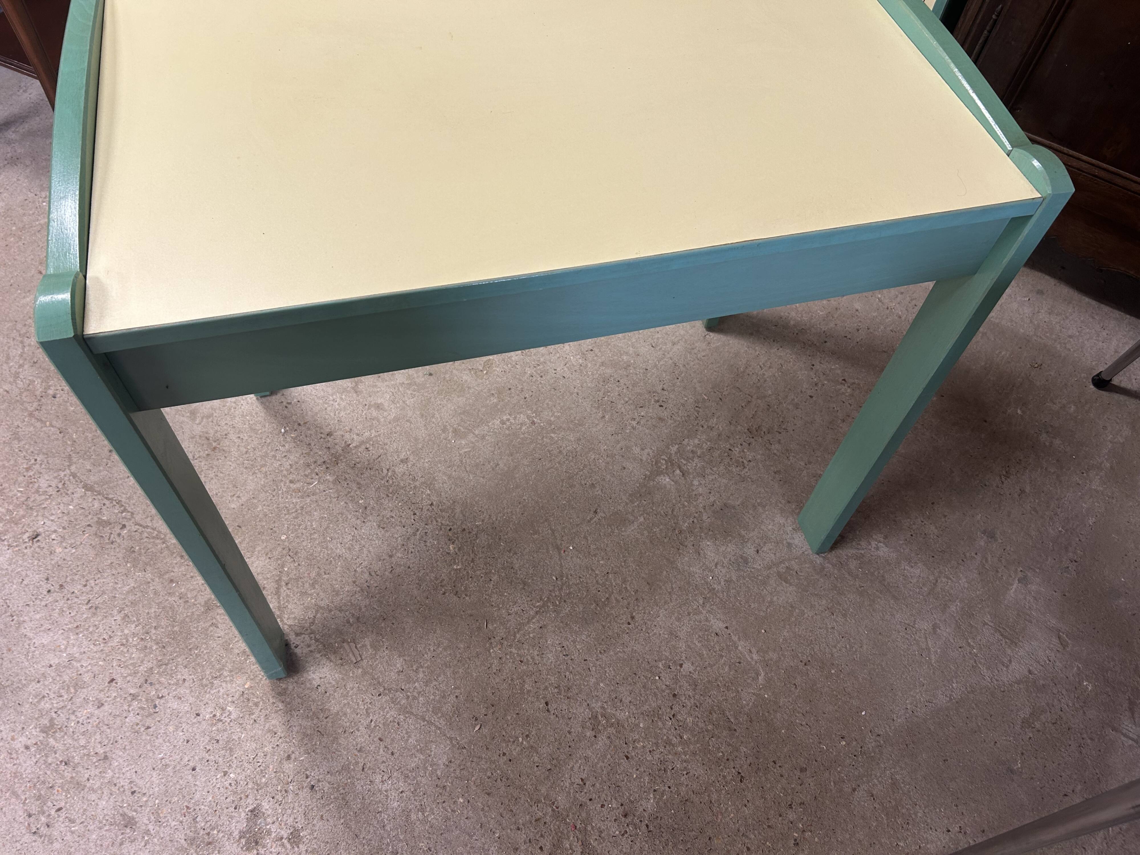 Children's desk