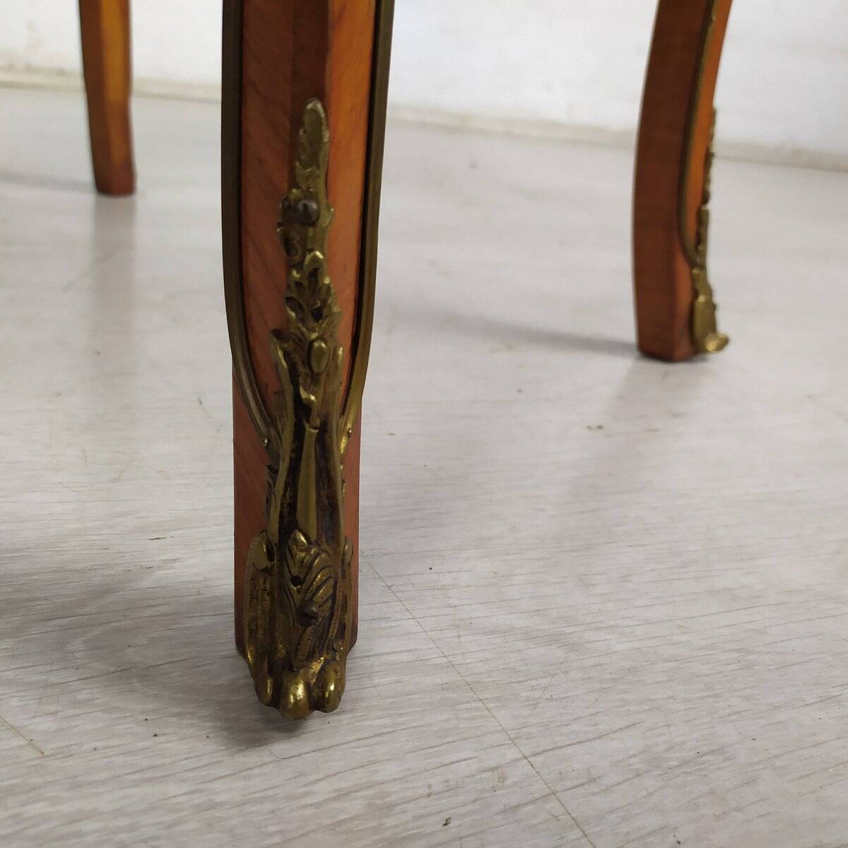 Louis XV side table in marquetry