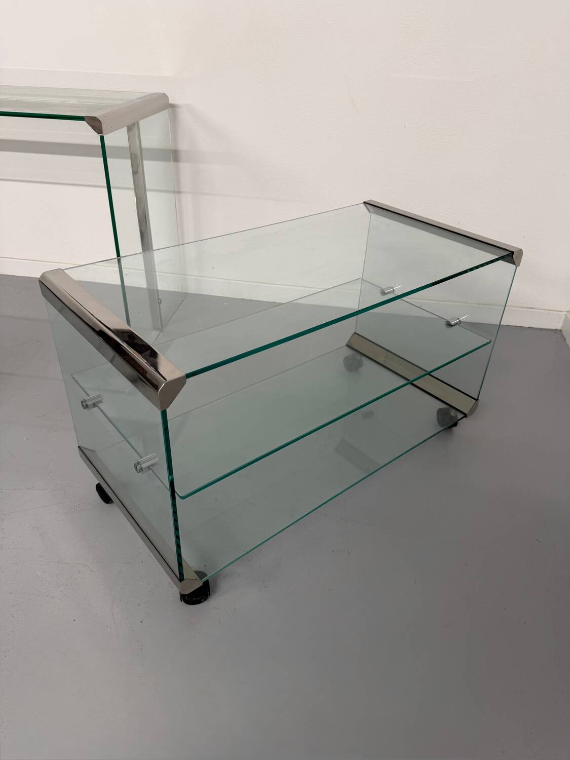 Italian design glass console storage unit by Gallotti & Radice An70