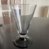 10 Art Deco style glasses