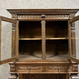 Cabinet vitrine sur console style Renaissance en chene massif vers 1850