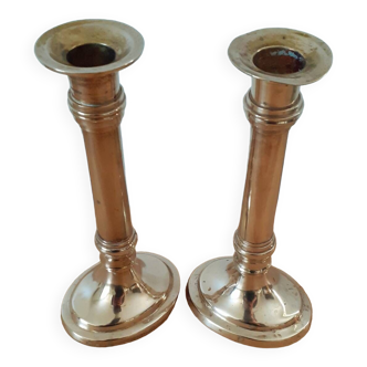 Duo of golden candlesticks