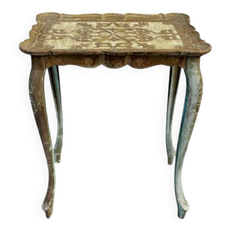 Antique Florentine side table in painted resin – beautiful patina