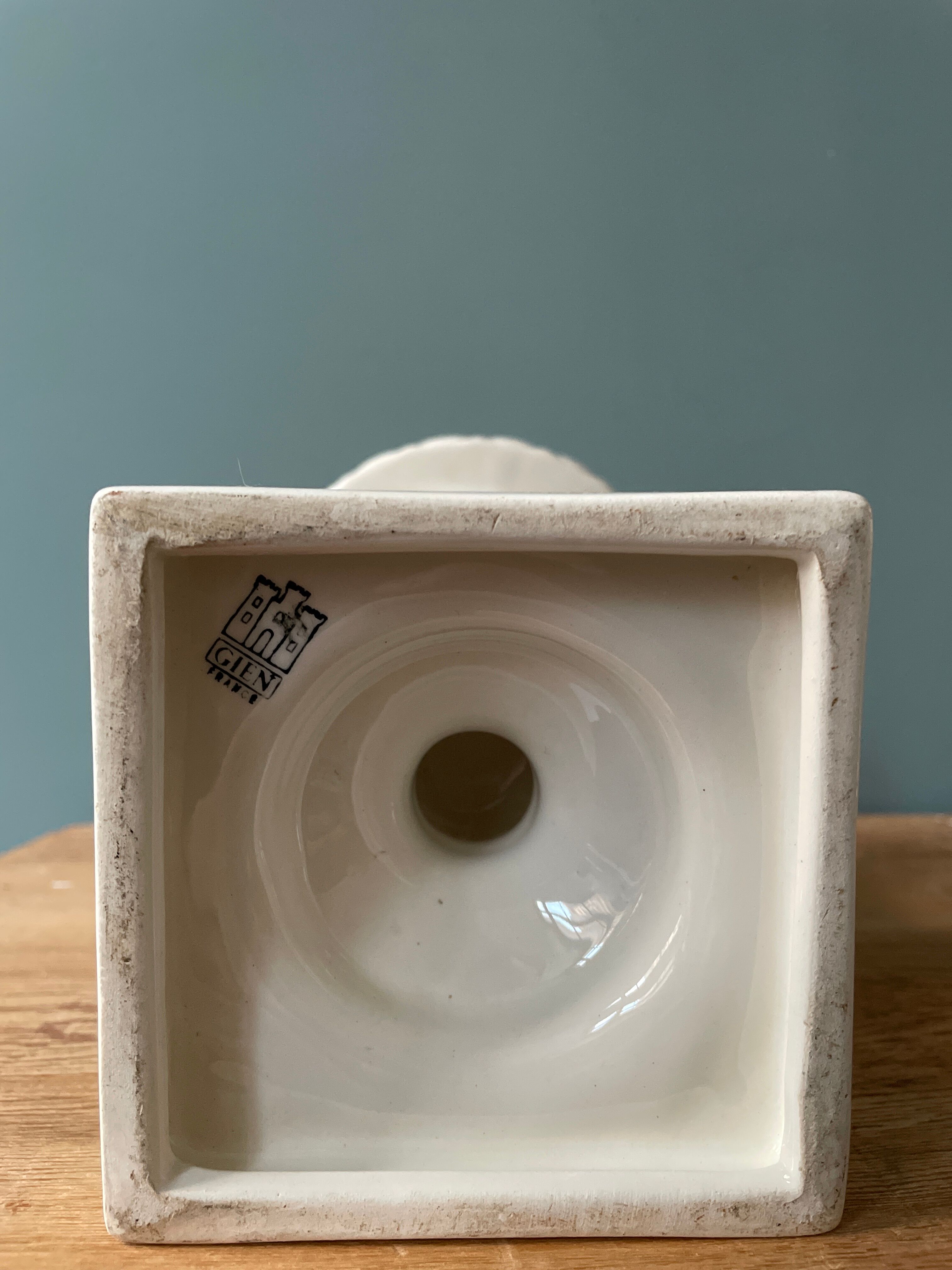 Medici vase in earthenware from Gien France