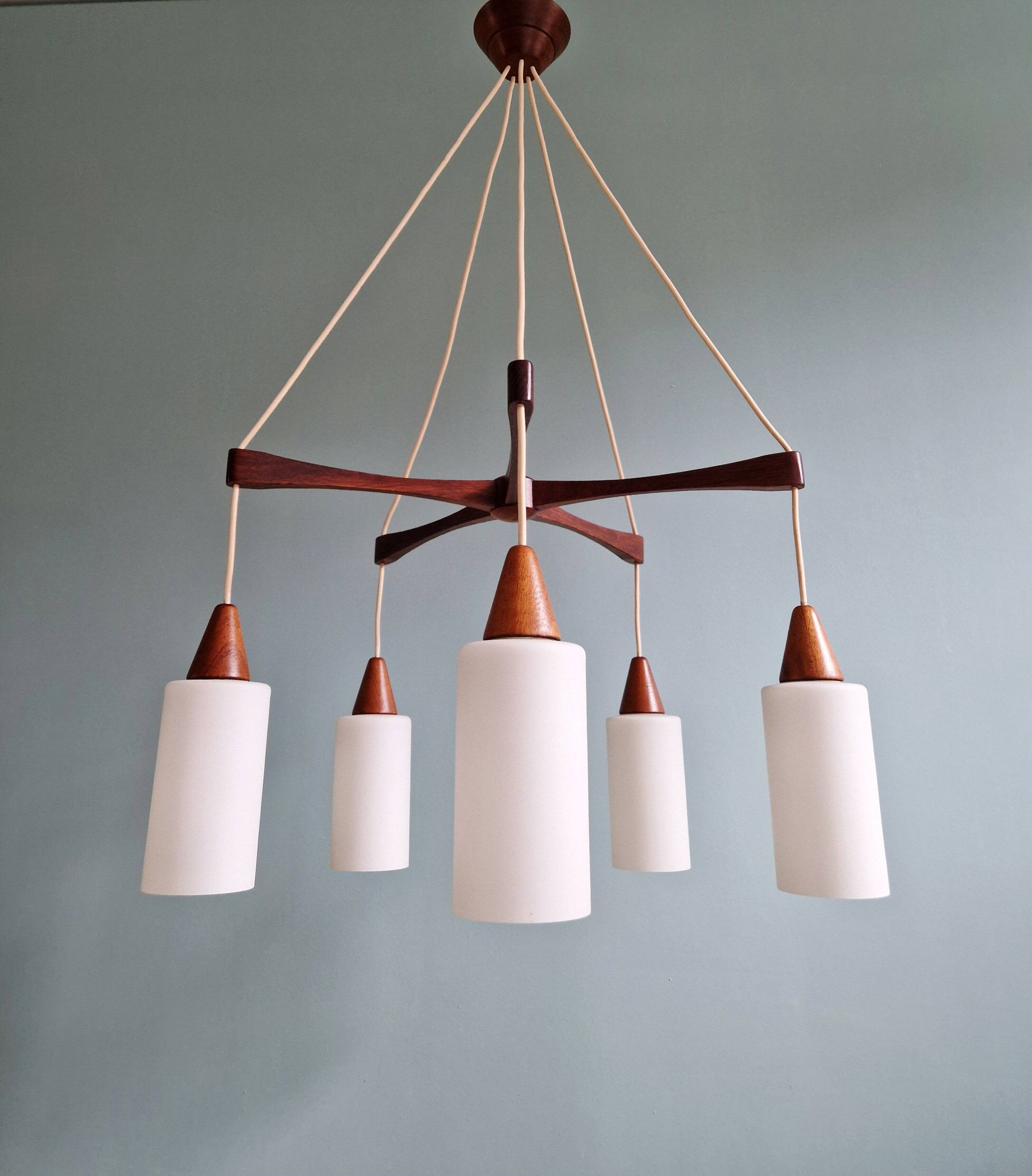 Large Scandinavian chandelier in teak and tubular white opaline, 1960.