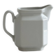 Pot à lait en porcelaine.