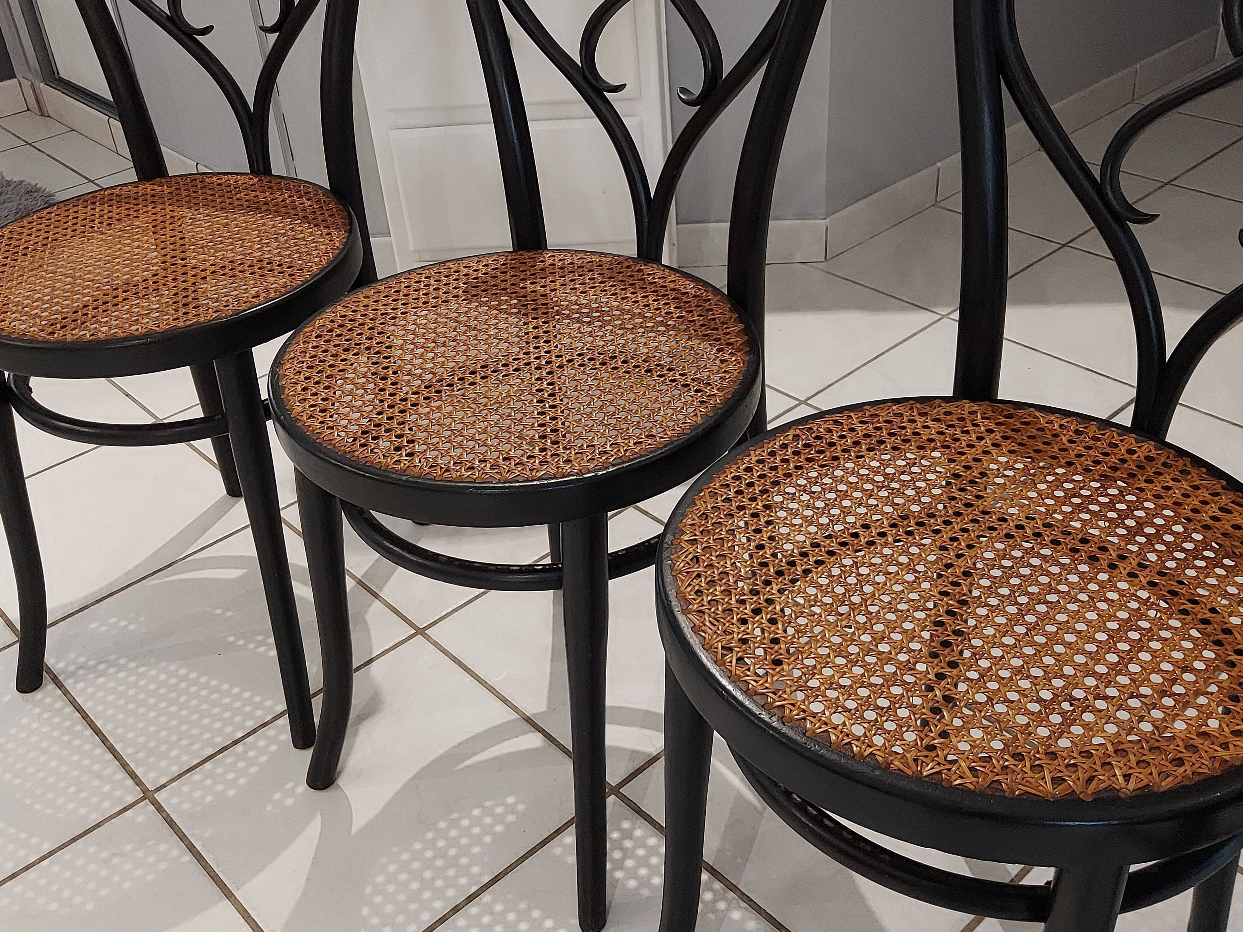 Michael Thonet 1920 Vintage Bistrot Suite 4 Chairs