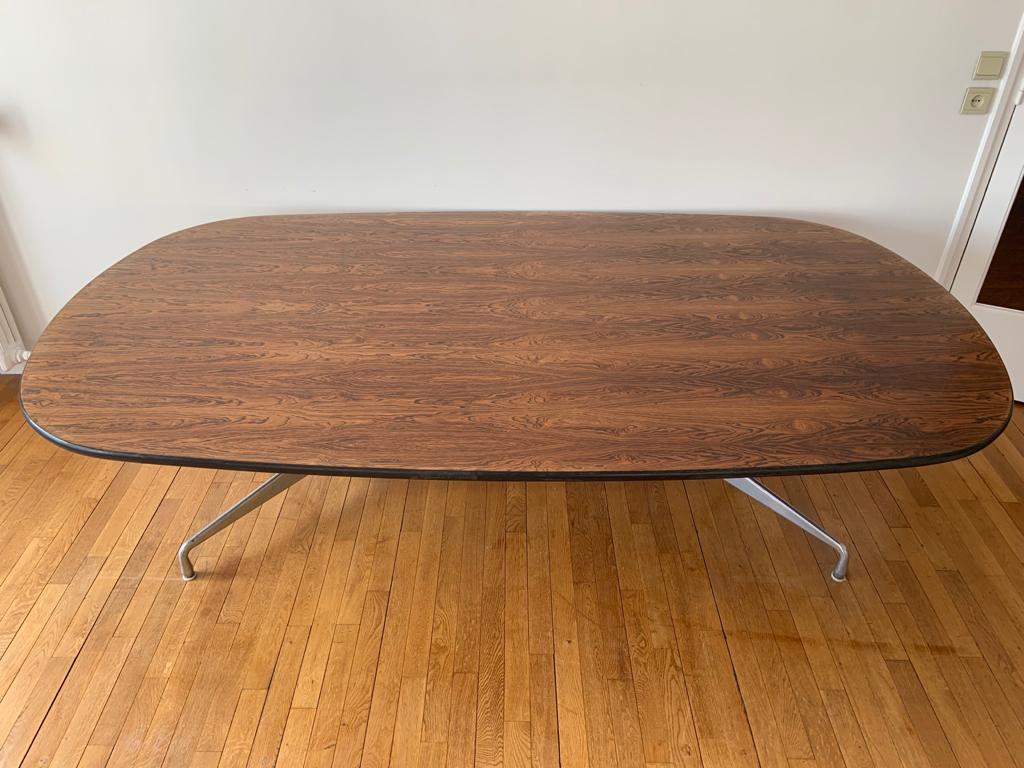 Rosewood table by Charles and Ray Eames, edition Herman Miller
