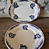 Badonviller dish model Alain, oval and round dish with blue flowers.