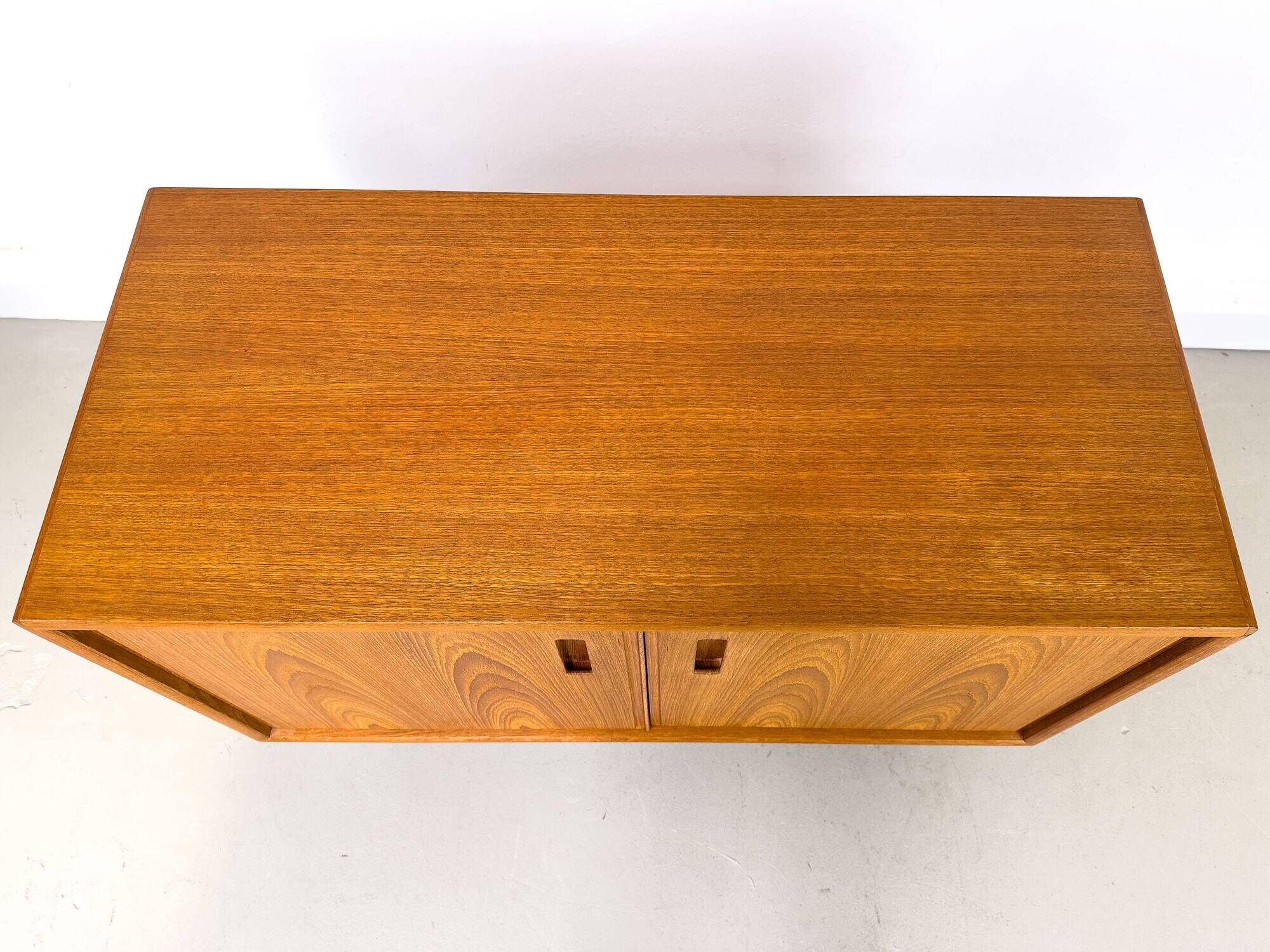 Enfilade danoise en teck par Fanø, 1980s