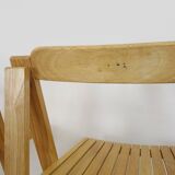Set of 4 Vintage folding chairs in light wood