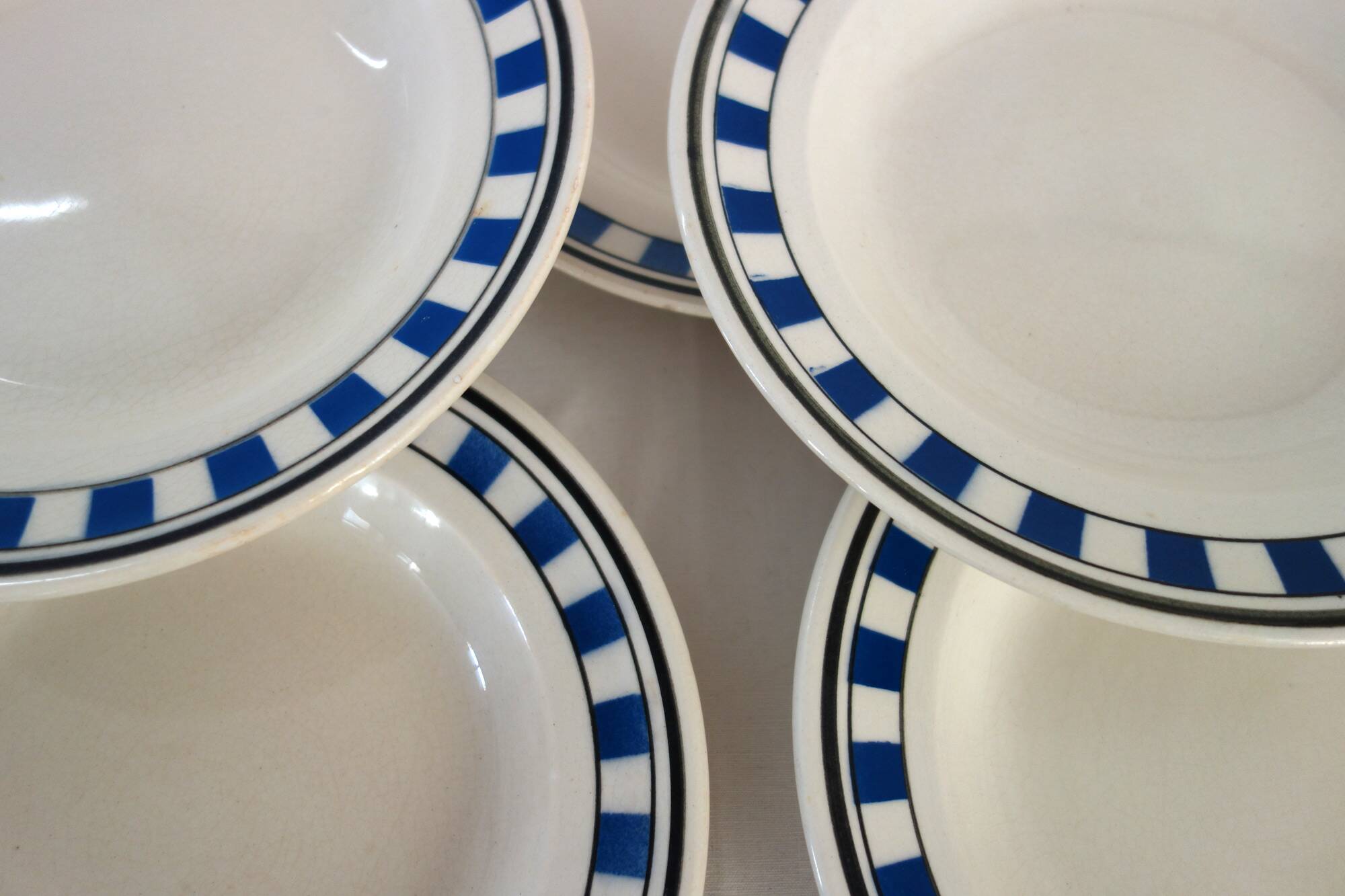 7 plates Faïencerie Nouvelle de Provence 1930s