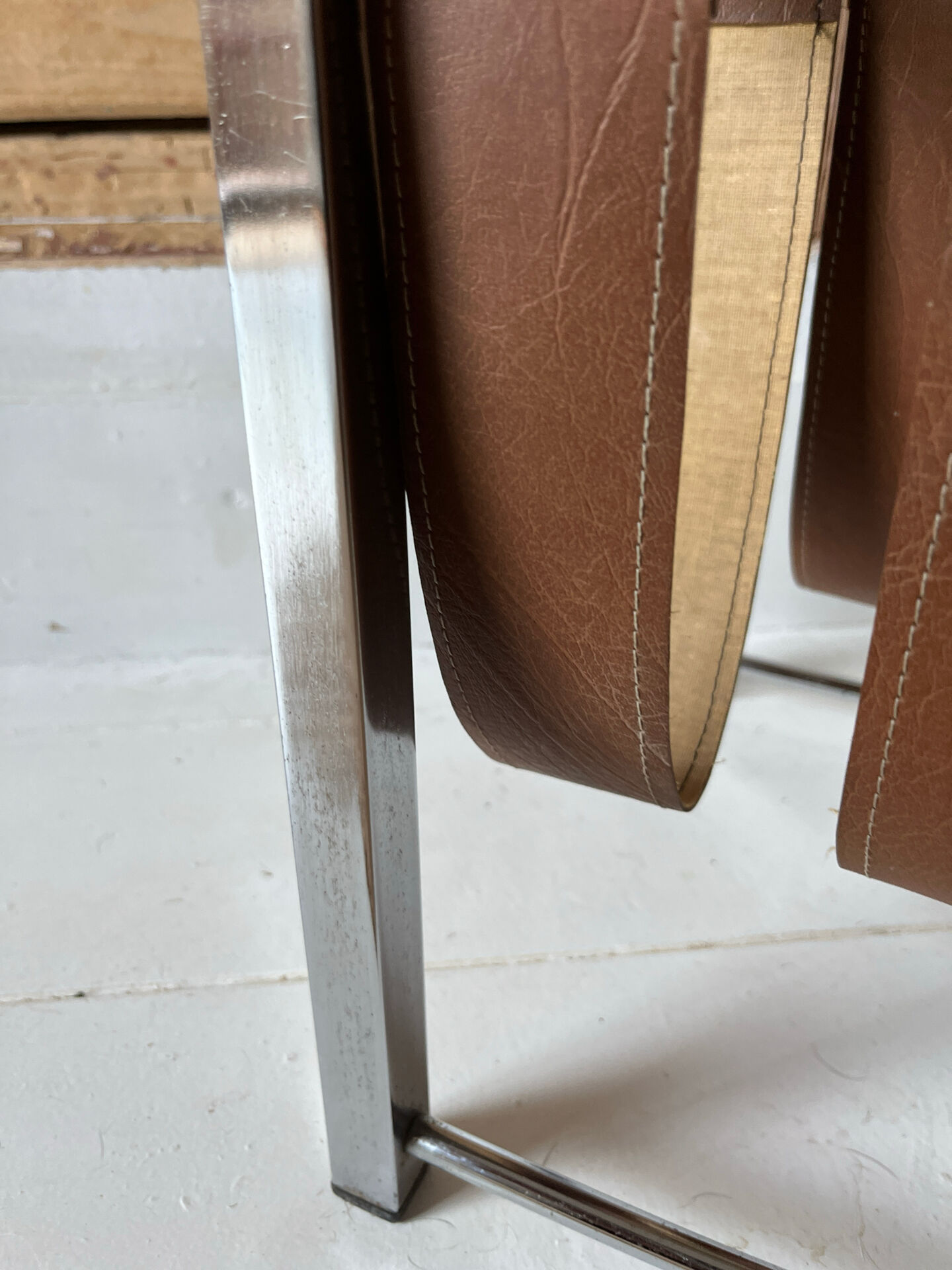 Vintage chrome steel and leather magazine rack – 1970s