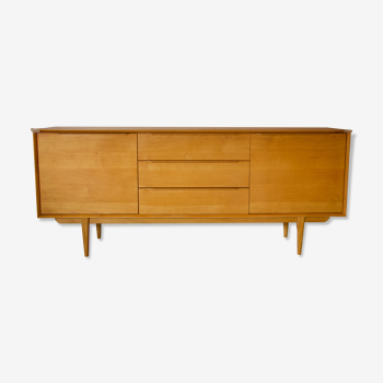 Solid oak line-up buffet