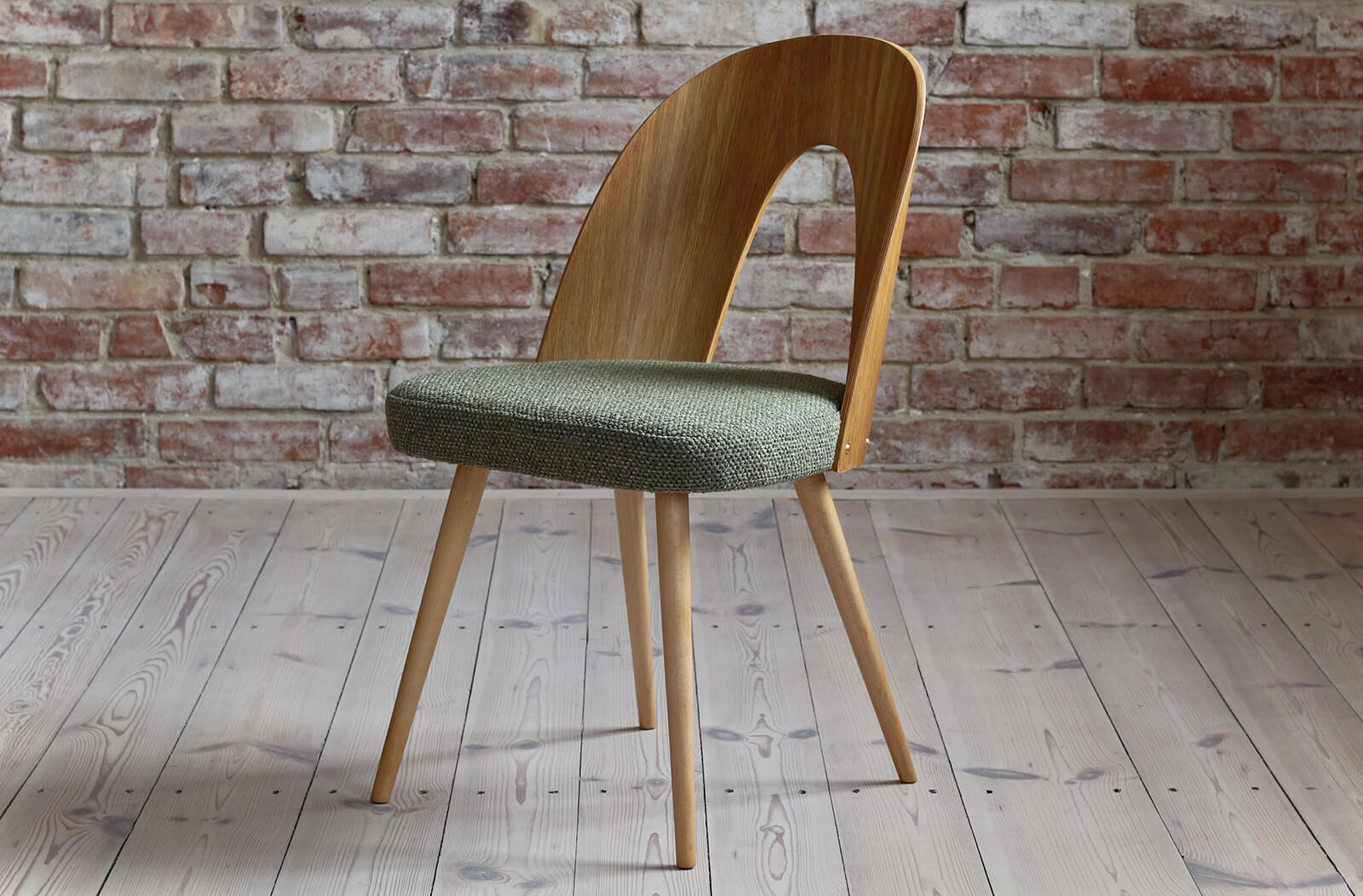 Ensemble de 6 chaises de salle à manger par Antonin Šuman