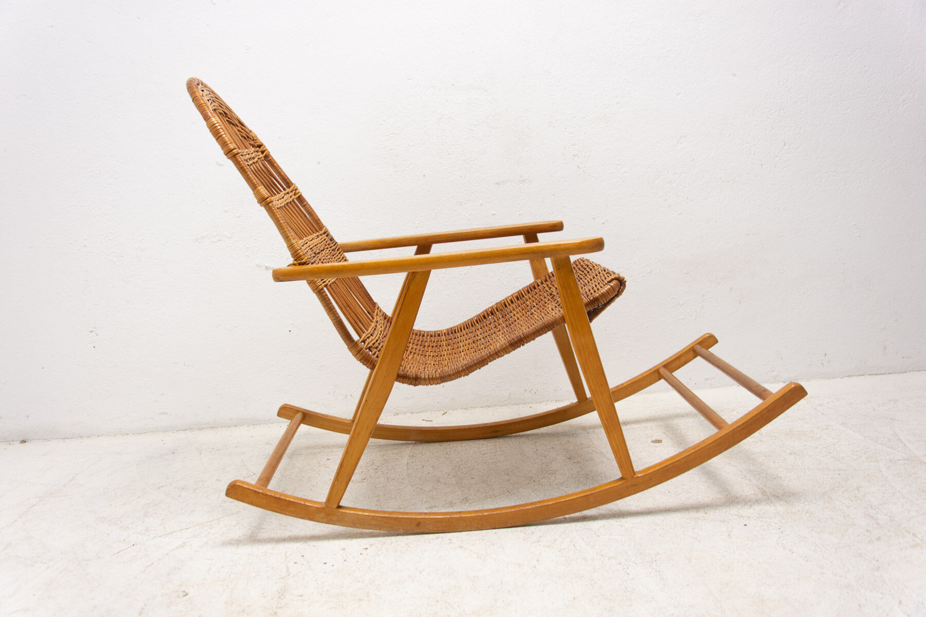 Mid-Century Wicker Rocking Chair, Czechoslovakia, 1970's