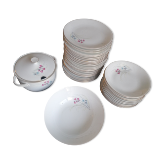 Porcelain bavaria tableware, set of 37