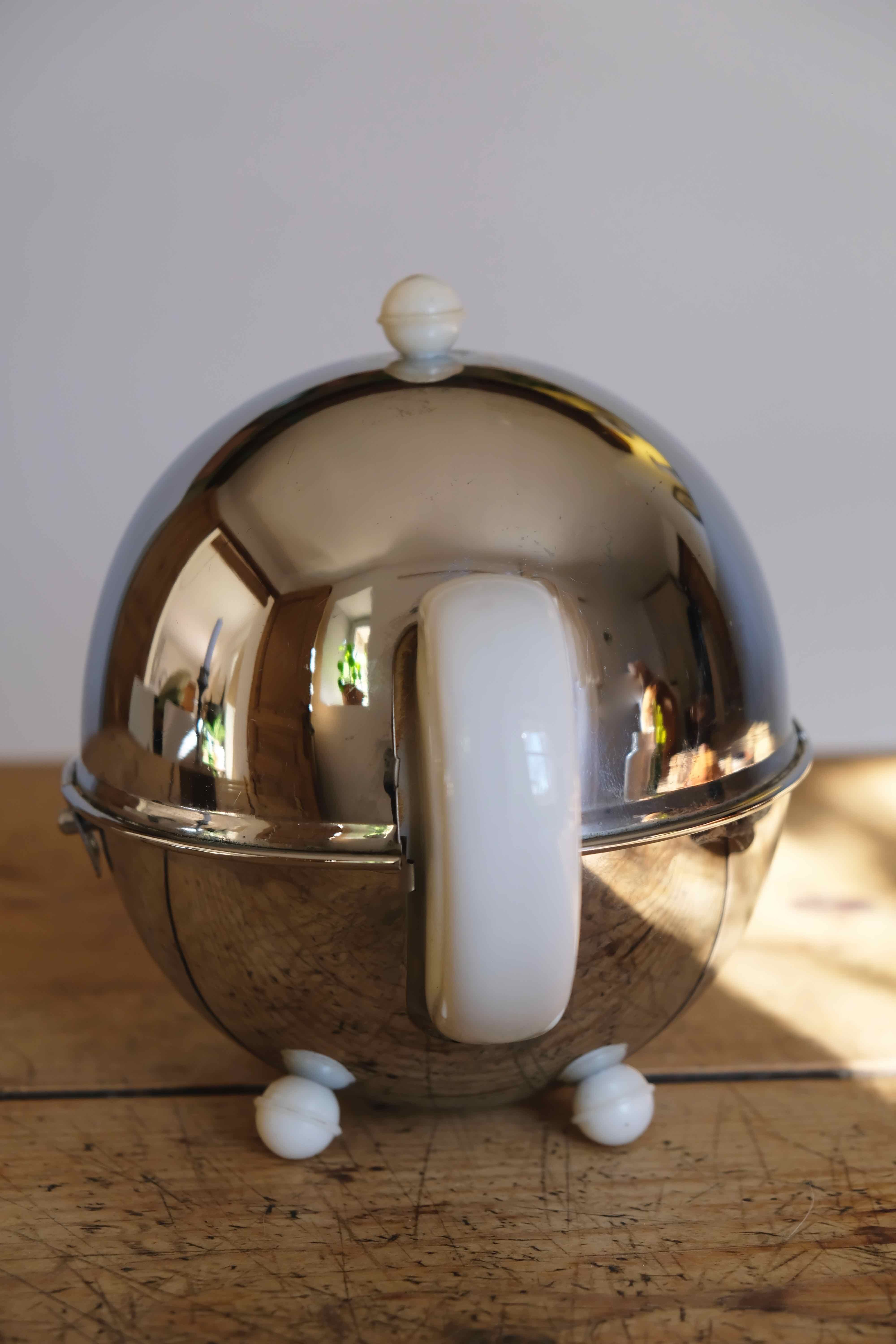 EVER HOT teapot of the 50s, made in England