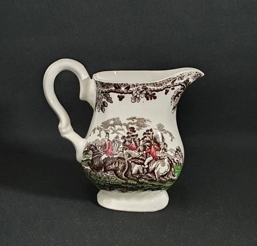 Creamer set / Milk jug and sugar bowl Myotts Country Life