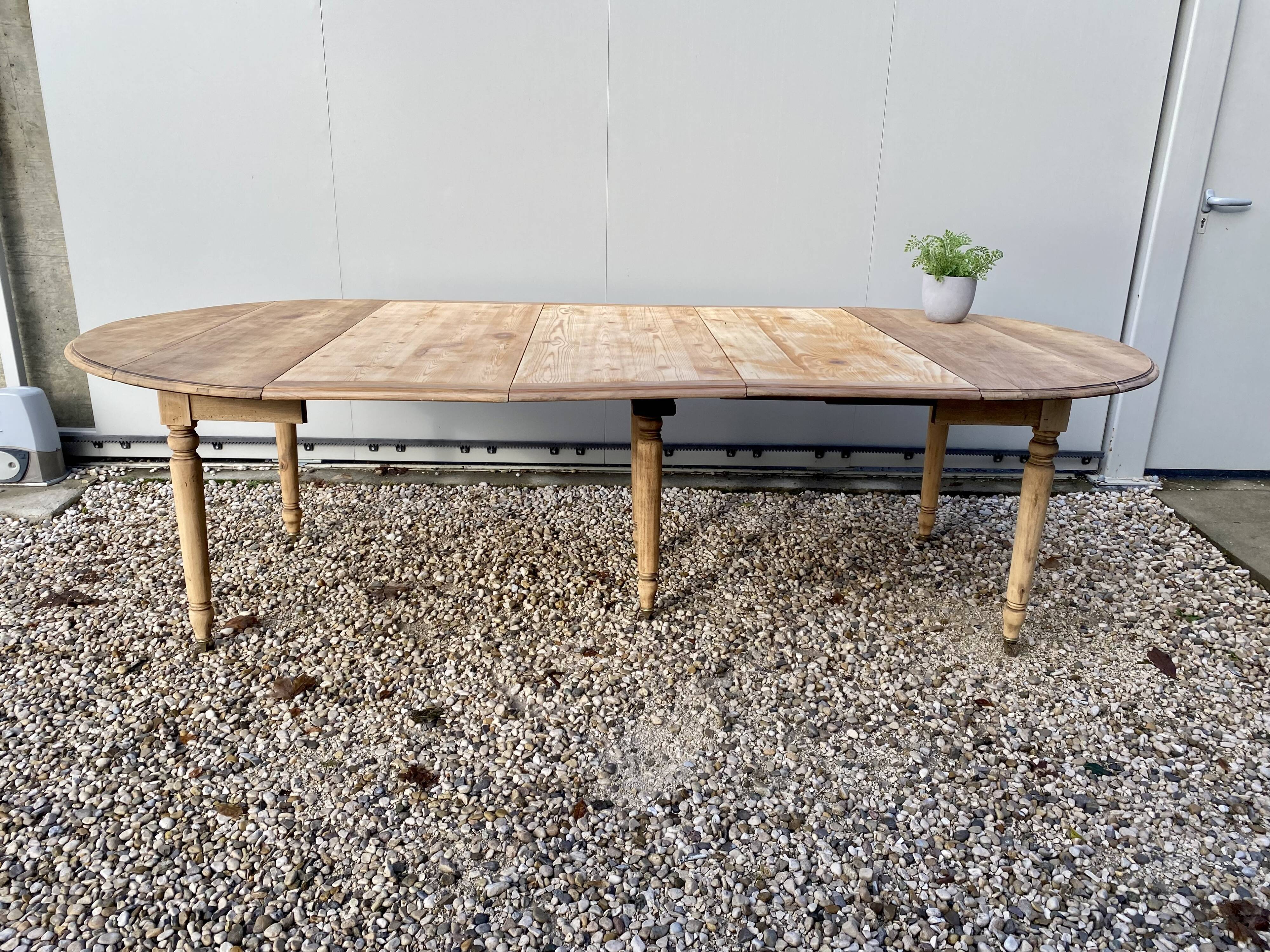 Sanded farmhouse table 280cm