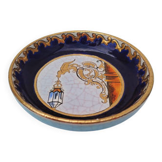 Longwy earthenware pocket emptier with lantern decoration