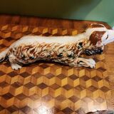 Décor de jardin chien en faïence