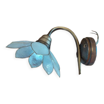 Mother of pearl flower wall lamp with brass wood base