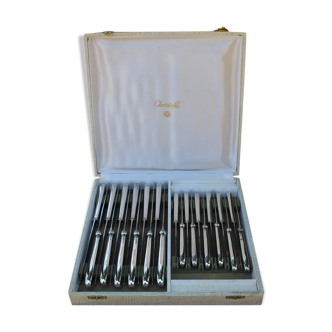 Christofle modele Dax 12 table knives and 12 dessert knives