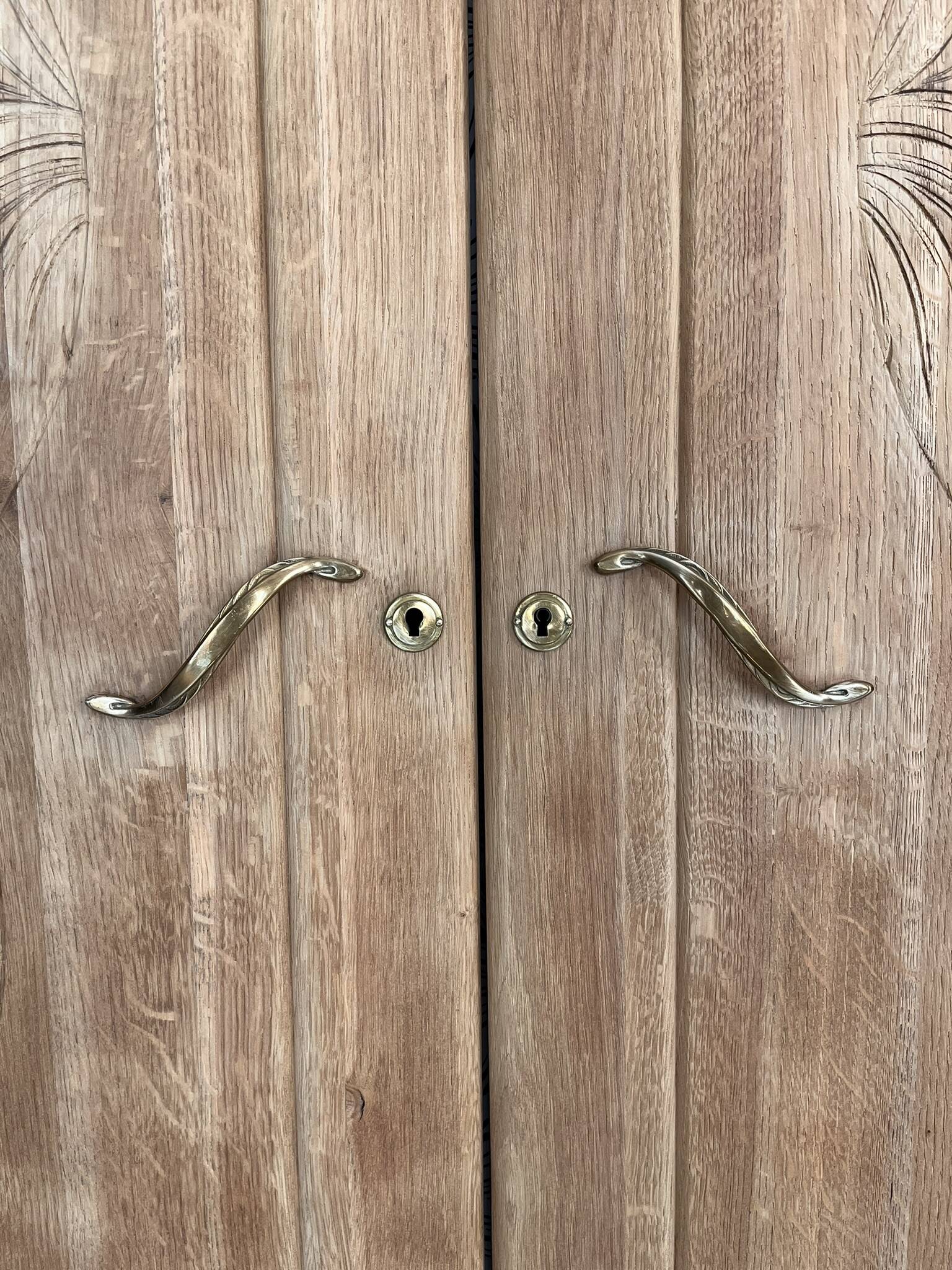 Two Art Deco solid oak wardrobe doors Solweig & Abigaël screen