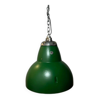 Green industrial lamp