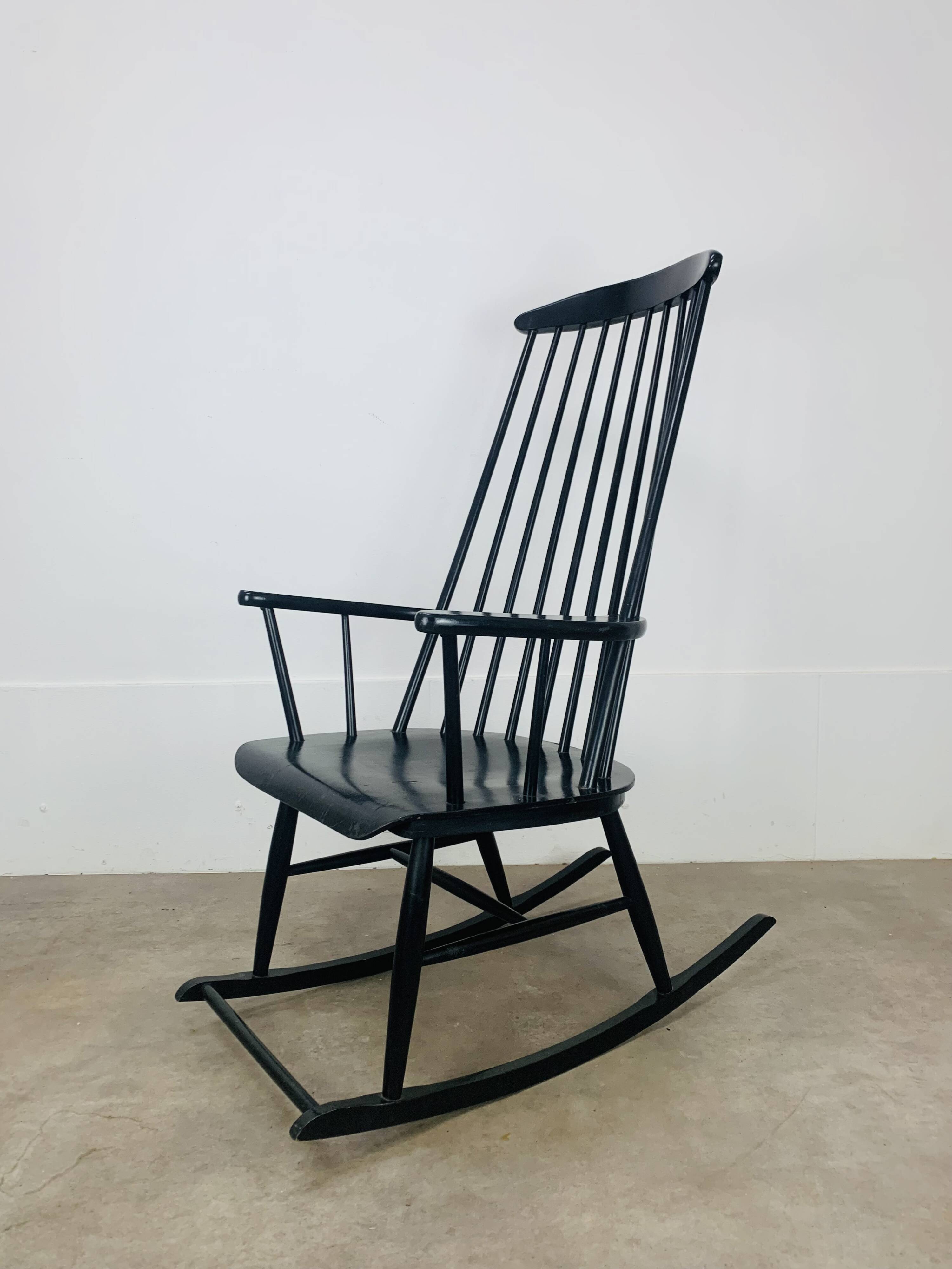 Scandinavian rocking chair in Tapiovaara style, 1960s