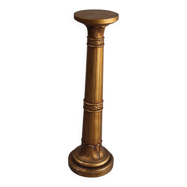 Colonne ancienne en métal et plâtre doré