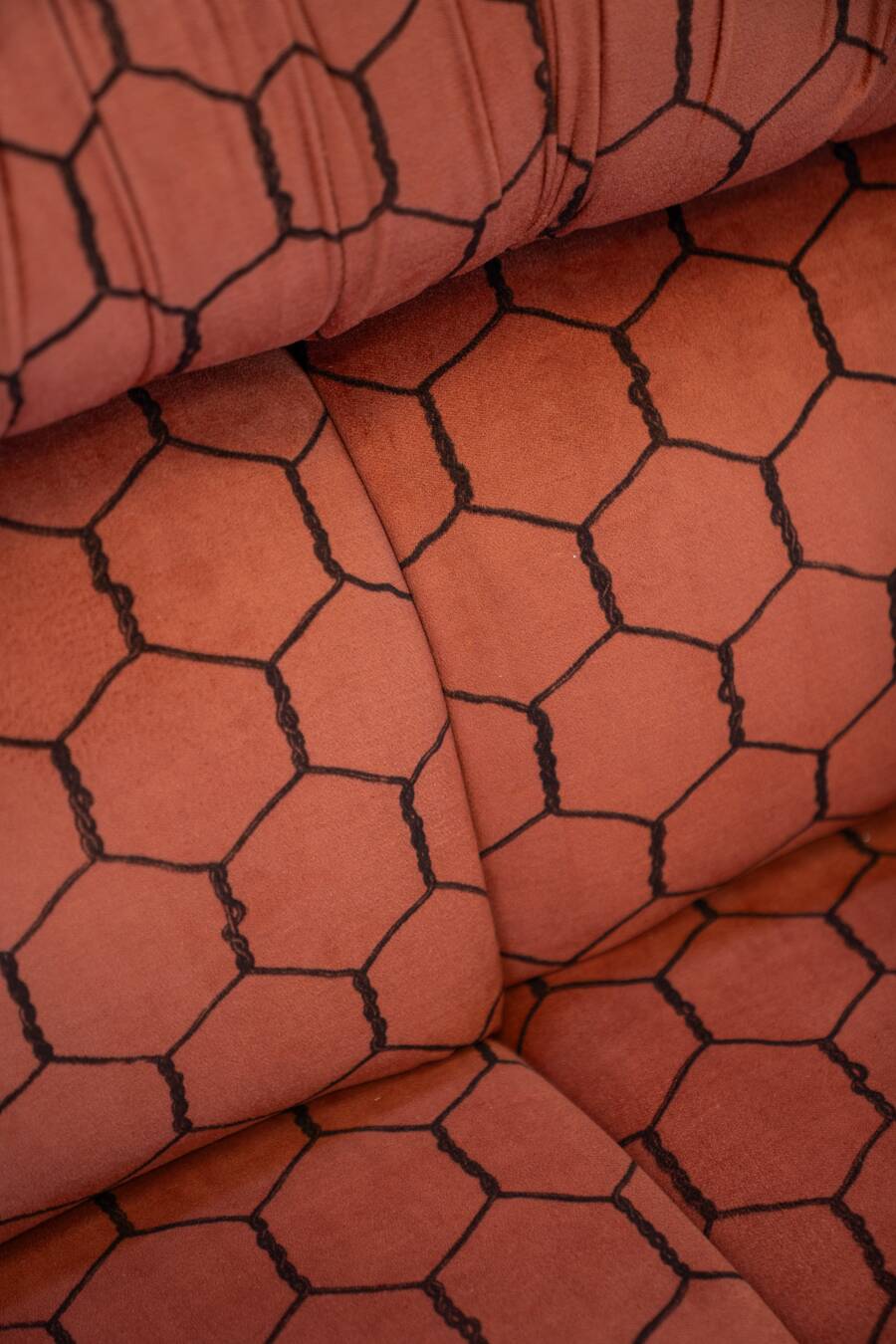 Vintage living room, club style, composed of a 3-seater sofa and 2 armchairs, 1970s