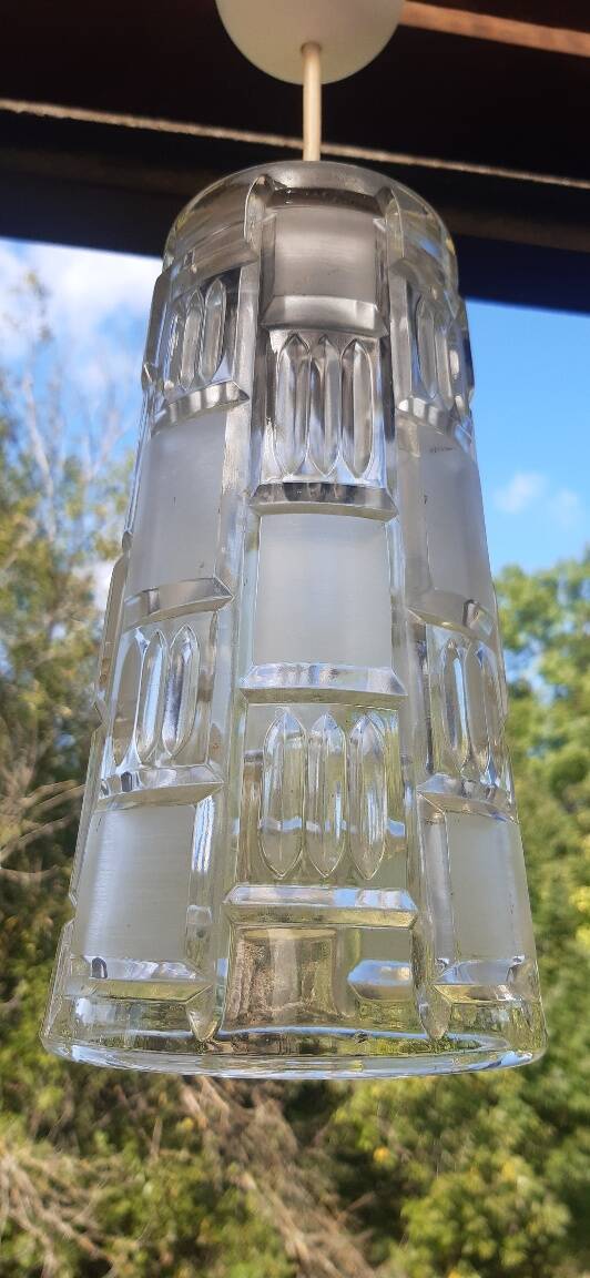 Suspension vintage en verre moulé