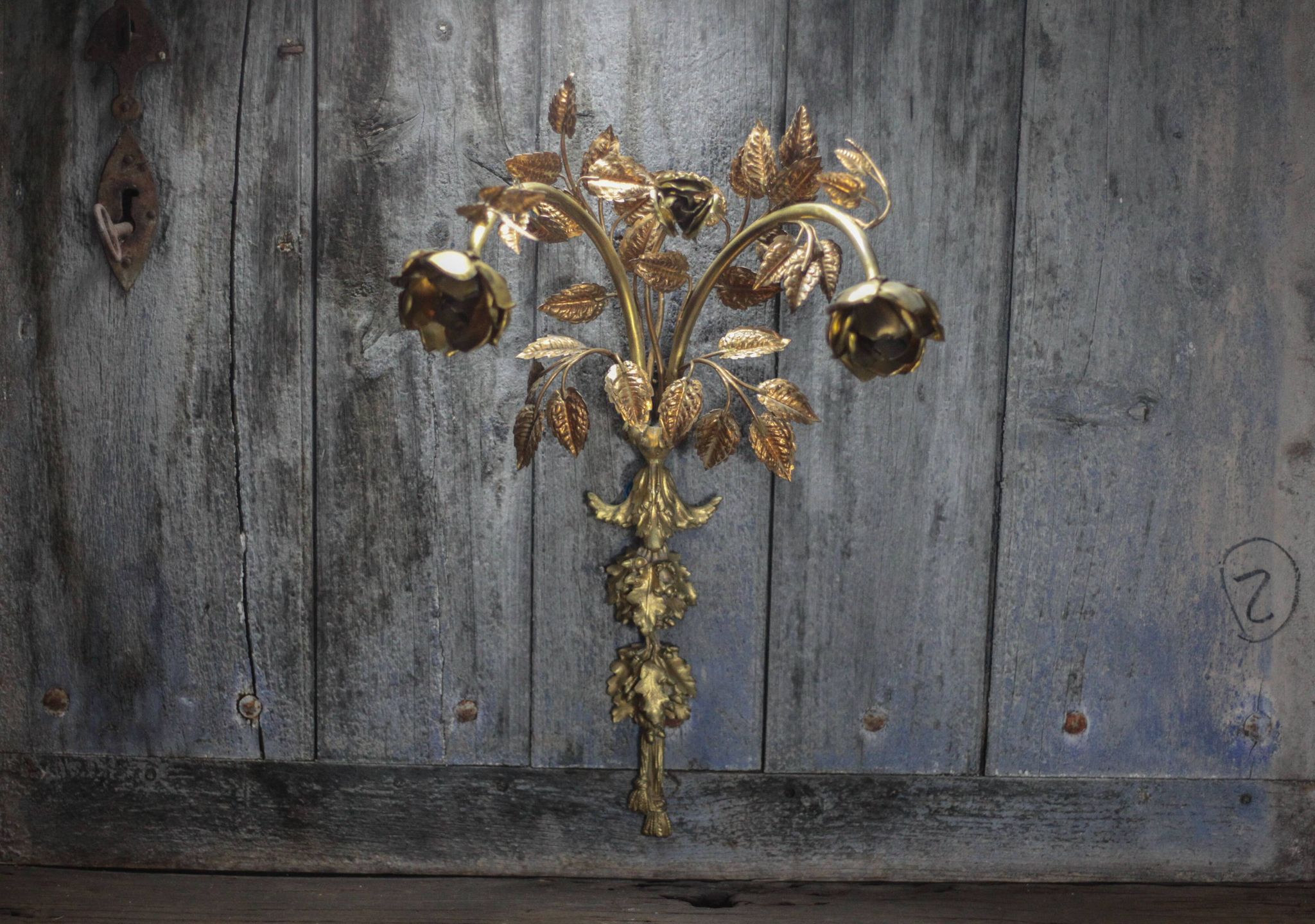 Pair of bronze and gold metal floral wall sconces, flower wall lamp.