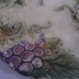 Onnaing barbotine plate - Grapes and leaves