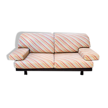 Sofa by Giovanni Offredi for Saporiti, with Missoni Italia fabric from the 1970s