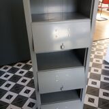 Industrial furniture with valves