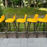 10 Spanish bar stools