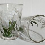 Seven glasses with digestive screen-printed with thrush, 30s