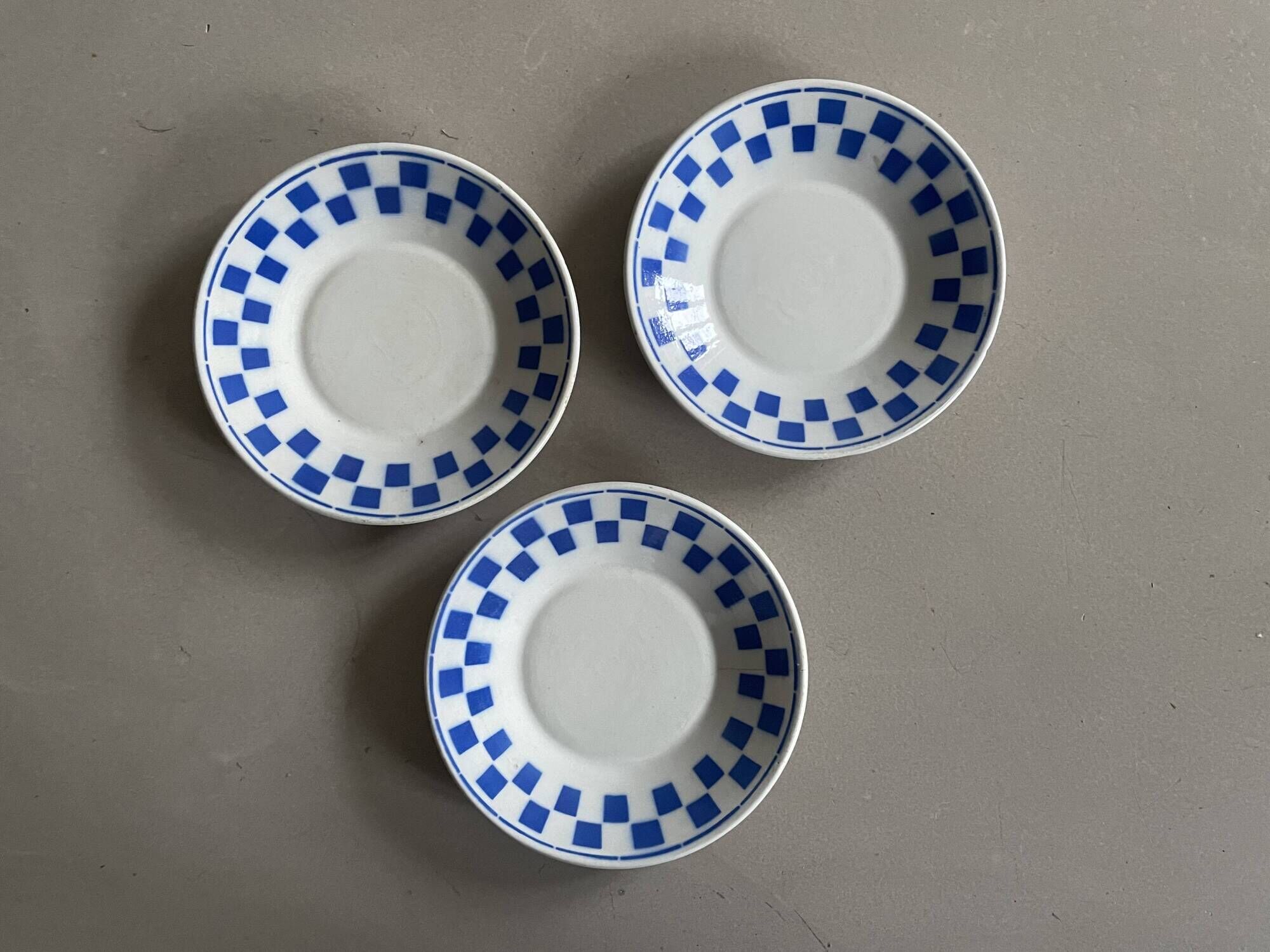 Lot de 3 petites assiettes anciennes Lunéville