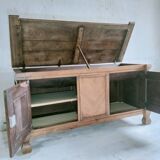 Kneading cabinet