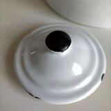 Enamelled kettle