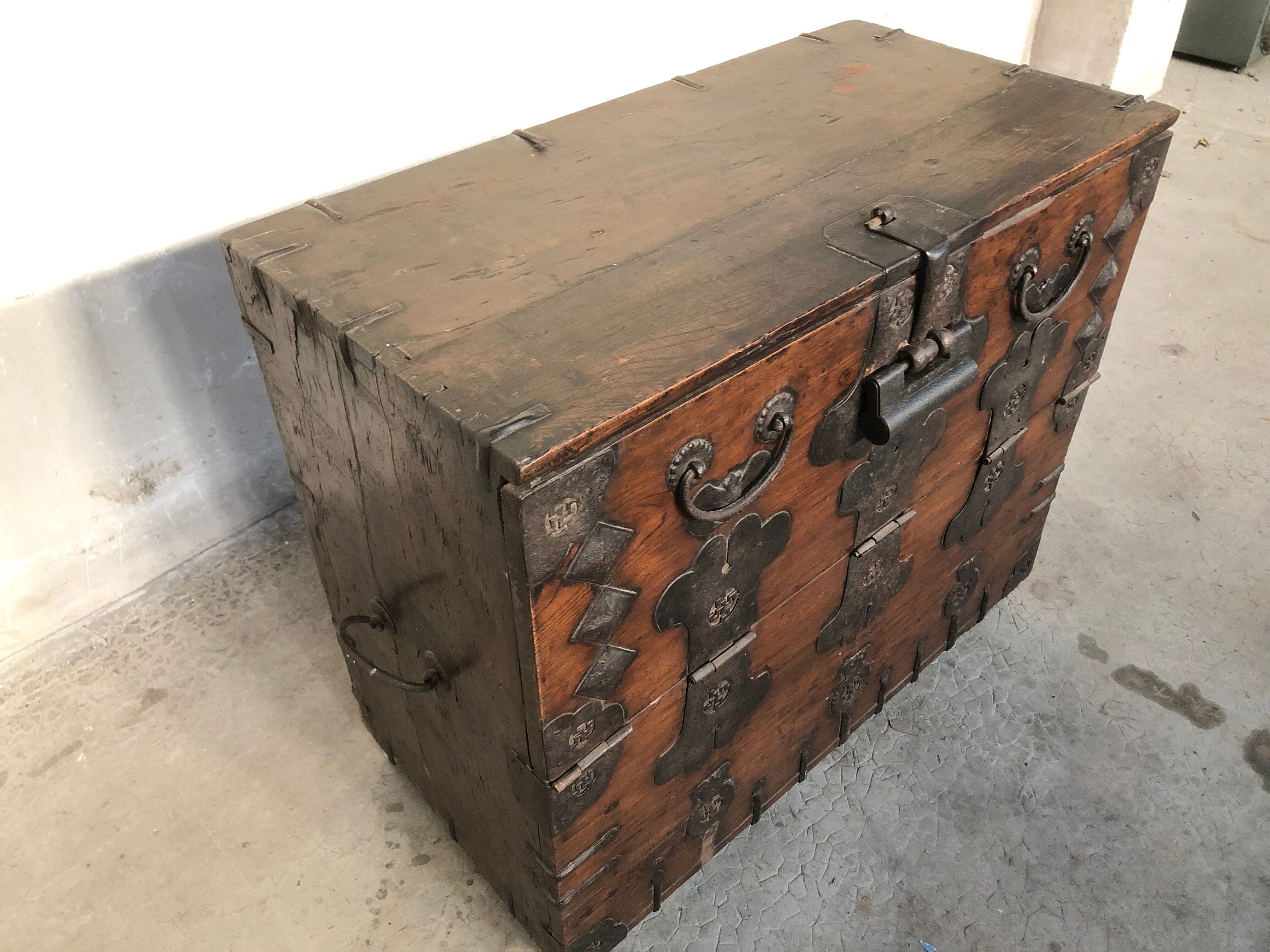 Old korean bar chest 19 year